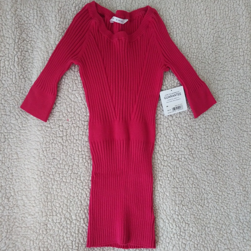 NWT - Athleta Medium OC Demi Scoop neck